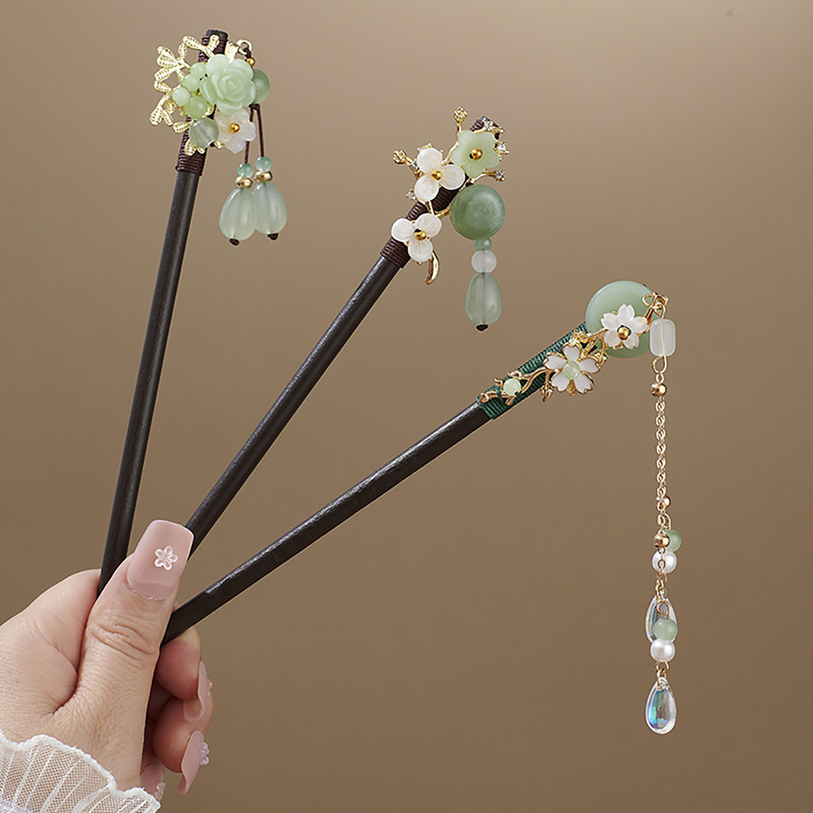中国風の花のタッセルヘアピンヴィンテージ木製花柄パールヘアス - Supply Florist のレビューと価格